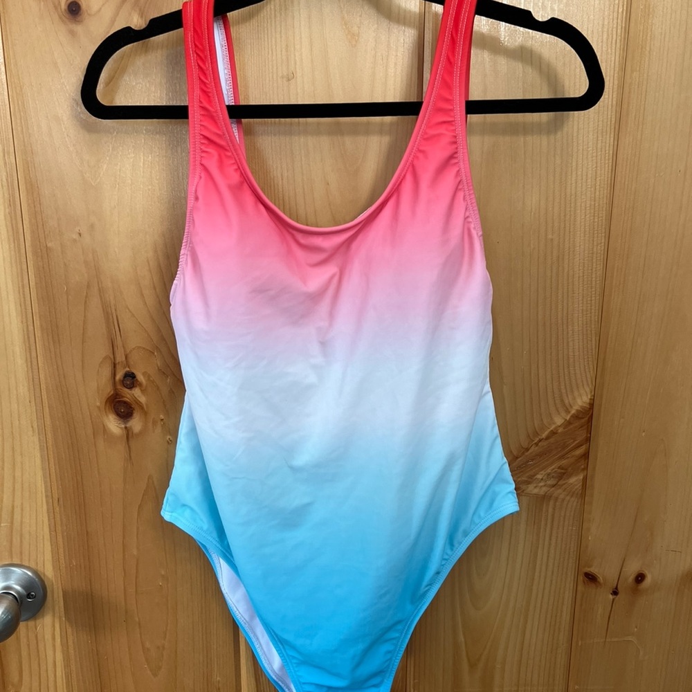 Xhilaration large swim suit